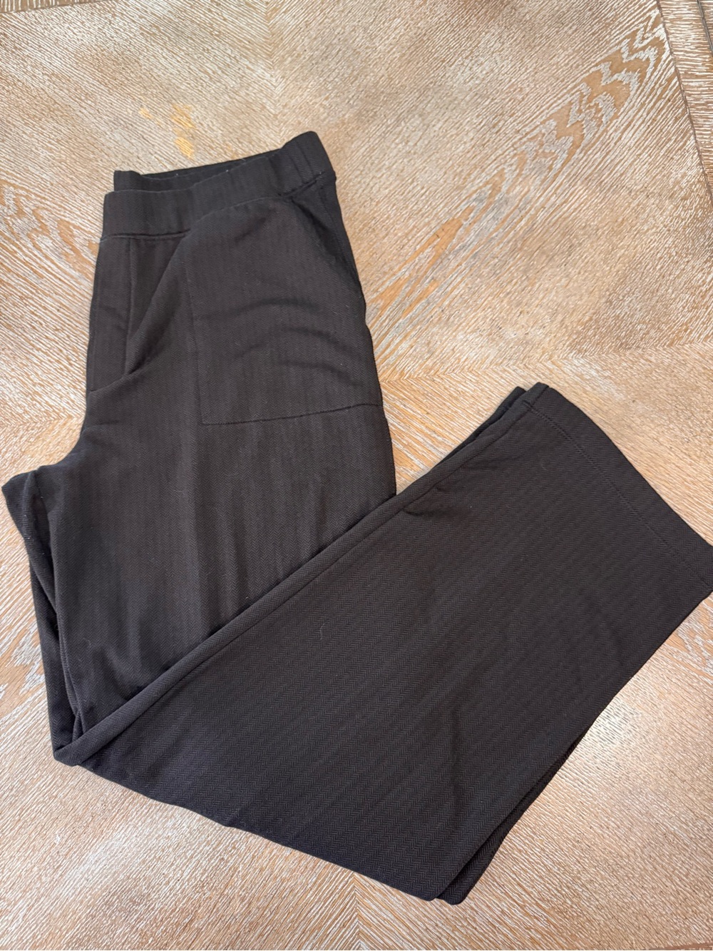 Mondetta Brown Pants Large Front Seamed Elastic Waist 34” Inseam 29” Pockets